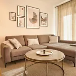 - Wasserfall C4 By Aa Homes 타우플리츠