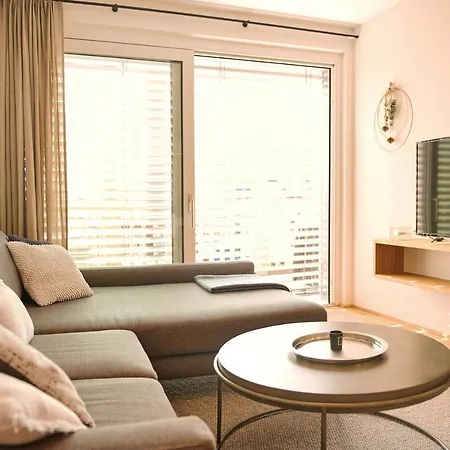 - Wasserfall C4 By Aa Homes Apartman